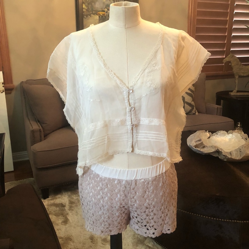 American Rag lace top